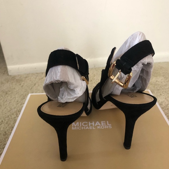 Heels - Picture 1 of 5